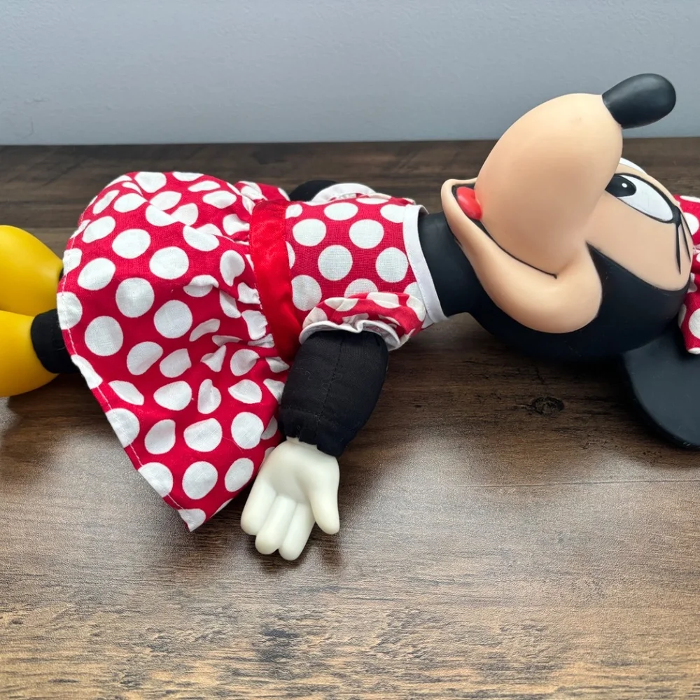 VINTAGE Disney Mouseketoys Minnie Mouse Rubber Face Soft Body Stuffed Doll Plush